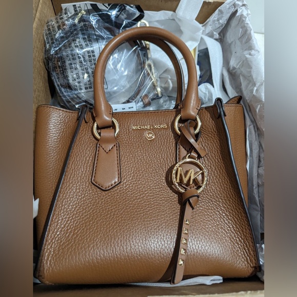 💕💕Michael Kors Mini tote 💕💕 - Picture 1 of 7